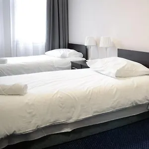 baza-hotelowa-nowe-horyzonty.warsawhotelspoland.com/